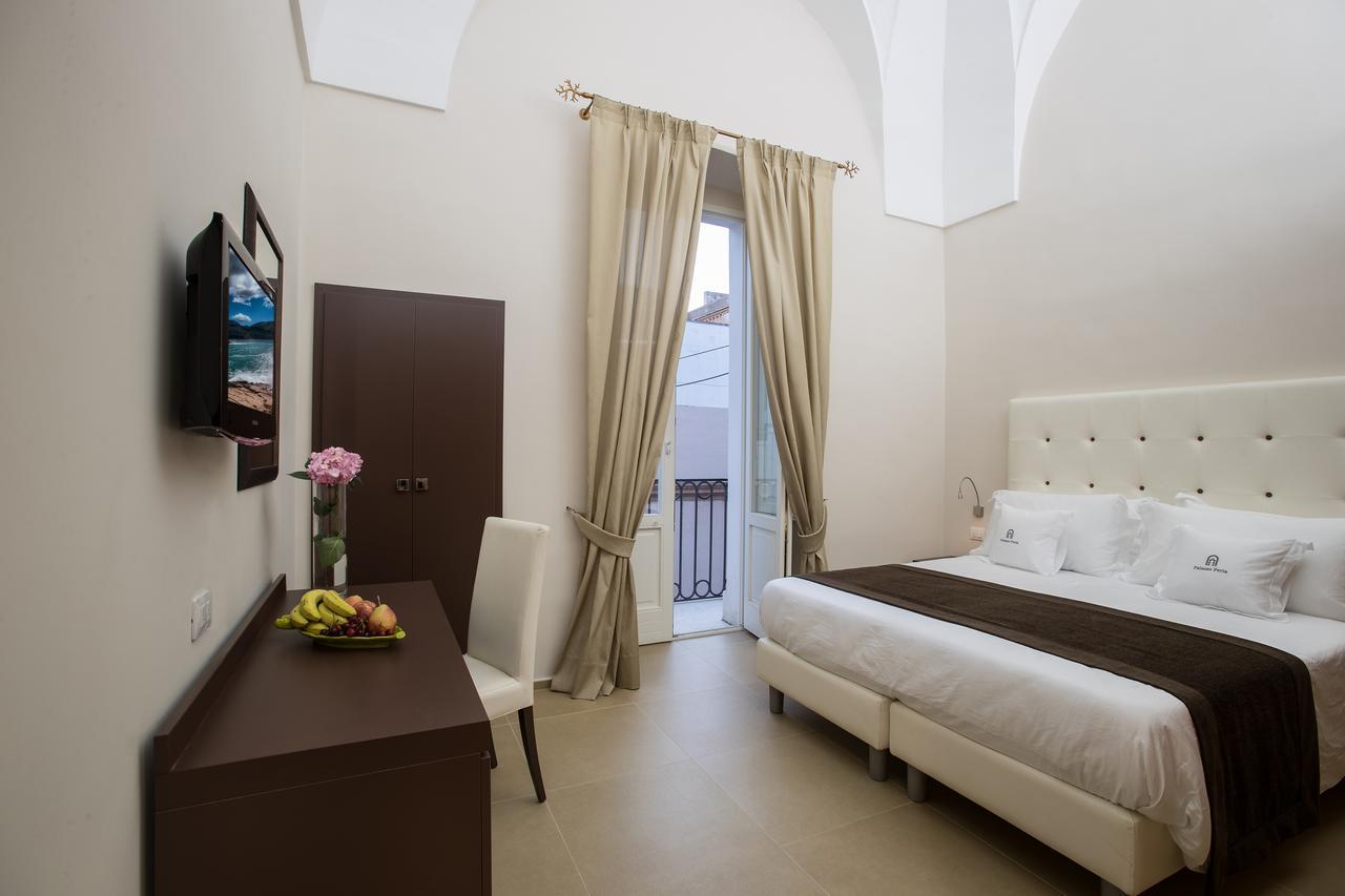 Bed and Breakfast Palazzo Perla Галлиполи Экстерьер фото